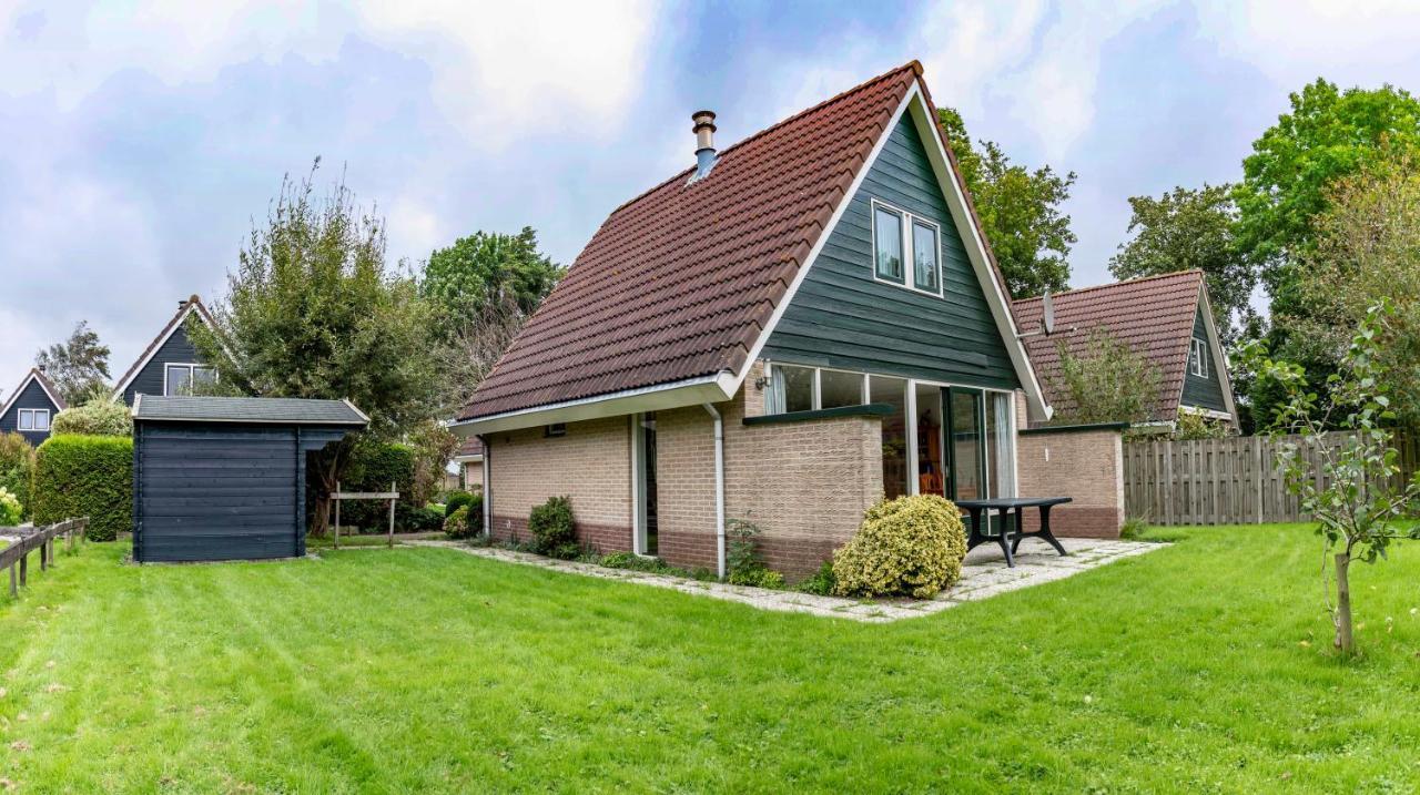 Bungalow 40 Op Recreatiepark De Wielen سينت مارتن المظهر الخارجي الصورة