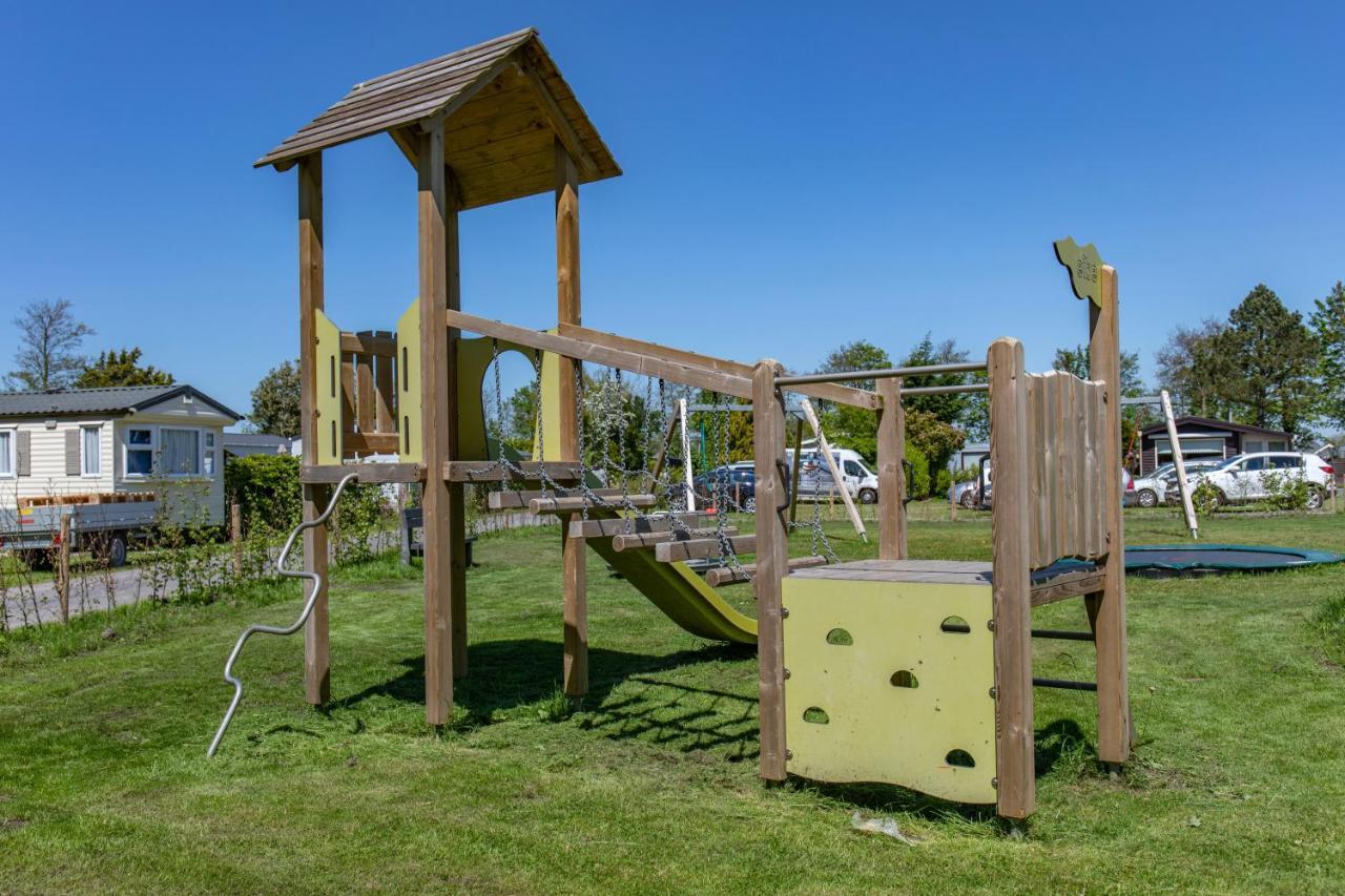 Bungalow 40 Op Recreatiepark De Wielen سينت مارتن المظهر الخارجي الصورة