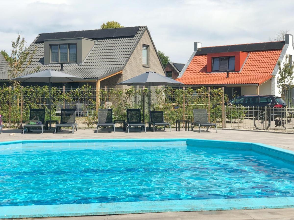 Bungalow 40 Op Recreatiepark De Wielen سينت مارتن المظهر الخارجي الصورة